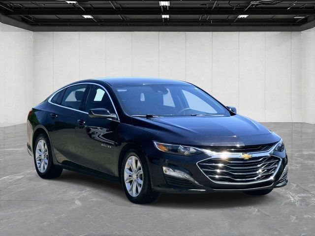 Used 2023 Chevrolet Malibu LT w/ Driver Confidence Package FWD image 3