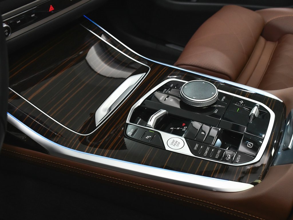 Used 2026 BMW X7 xDrive40i image 56