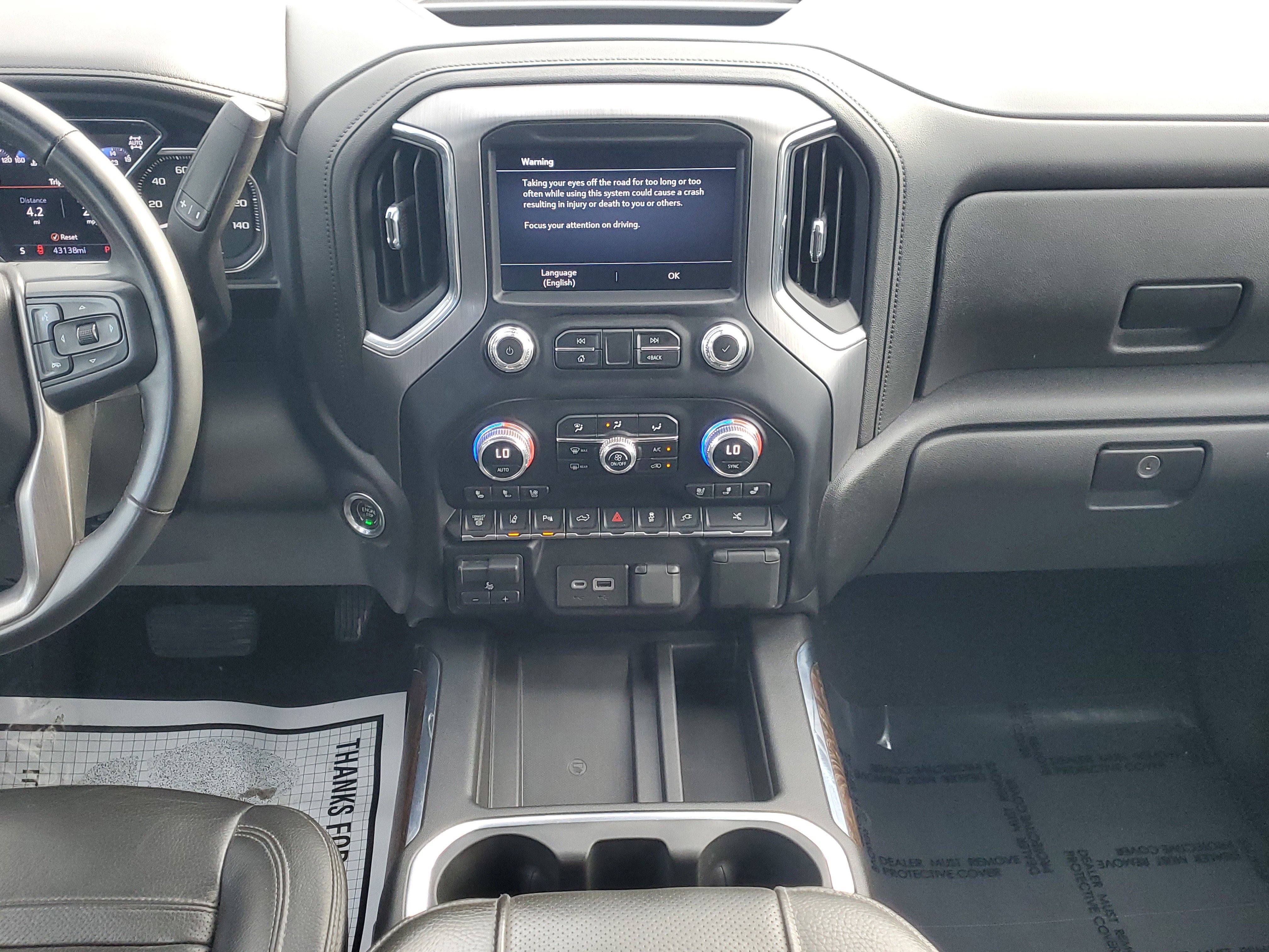 Used 2023 GMC Sierra 3500 Denali w/ Technology Package image 15
