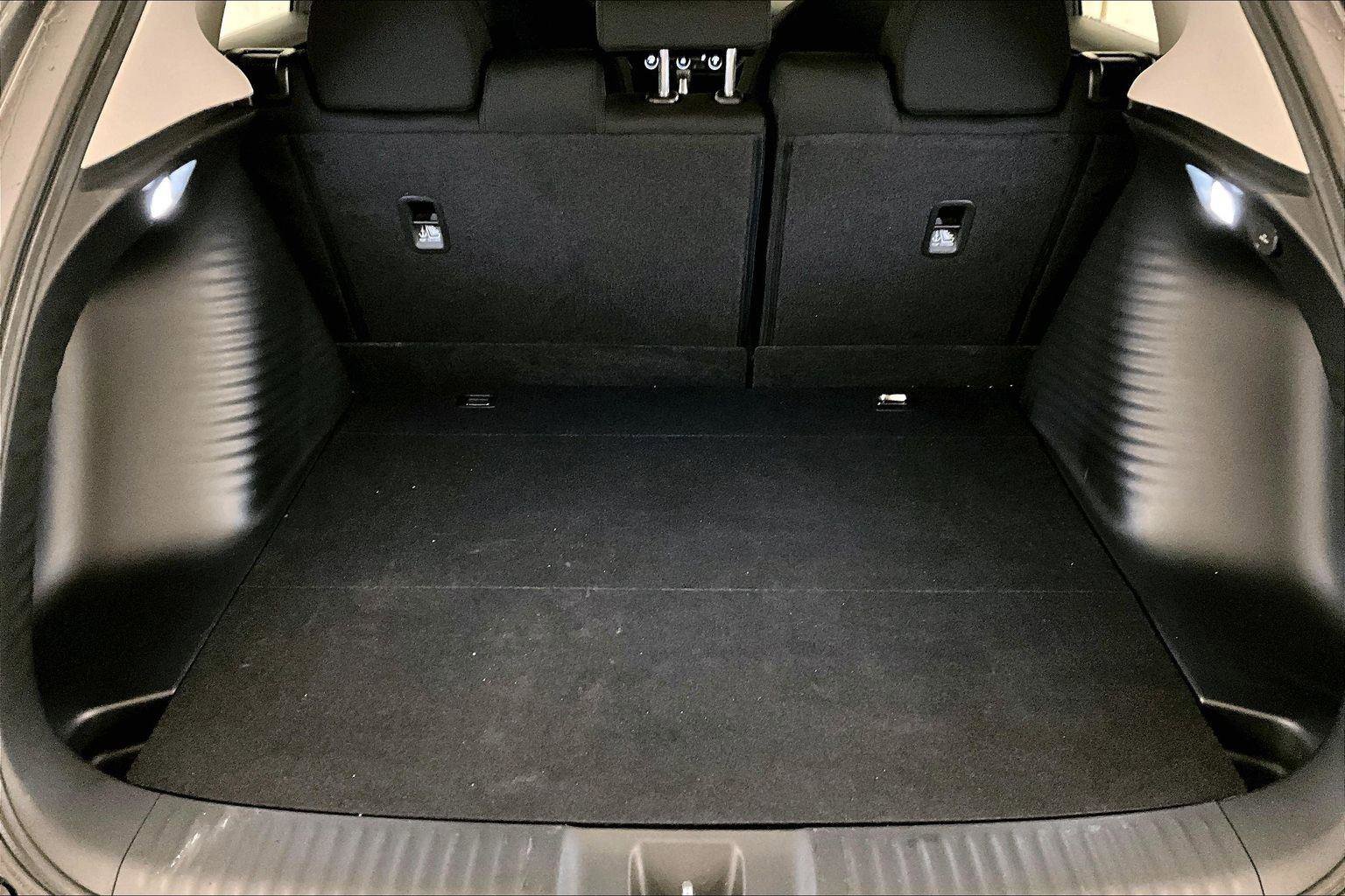 Used 2025 Honda HR-V LX image 33