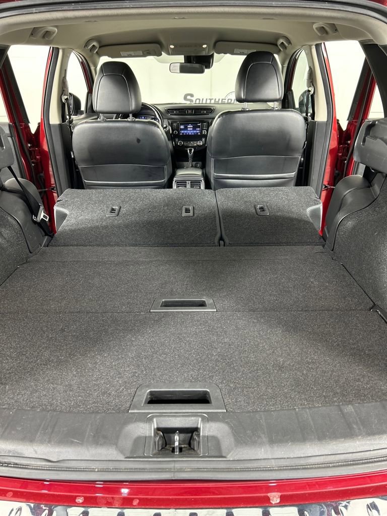 Used 2022 Nissan Rogue Sport SL image 21