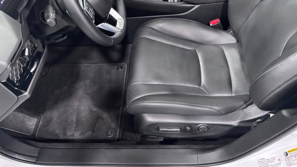 Used 2023 Honda Accord Touring image 11