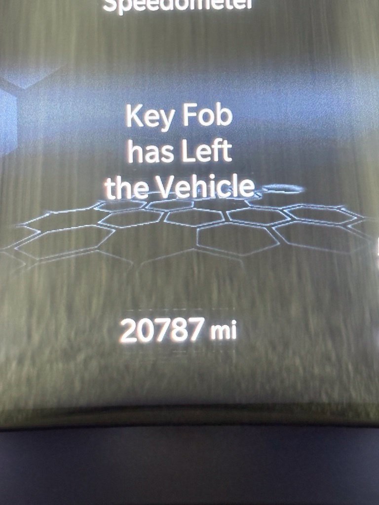Used 2022 Jeep Compass Latitude AWD/4WD image 9