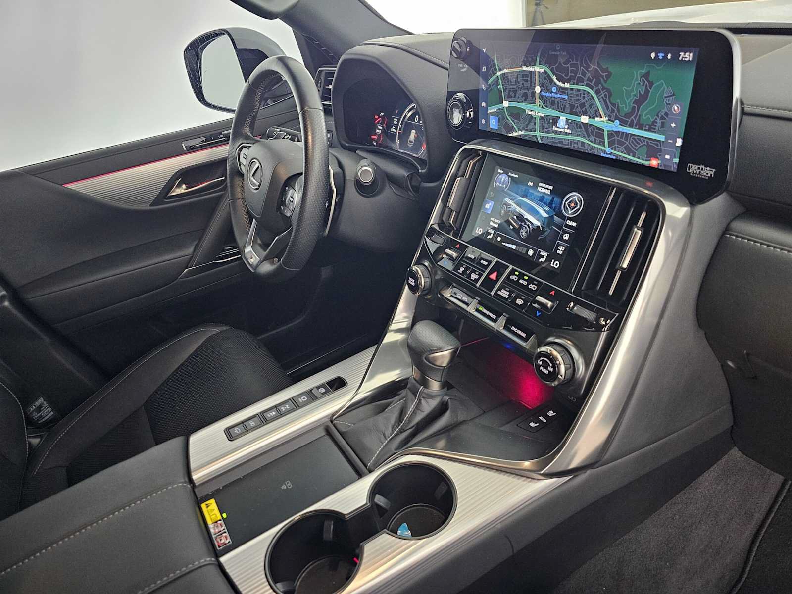 Used 2023 Lexus LX 600 F Sport AWD/4WD image 11