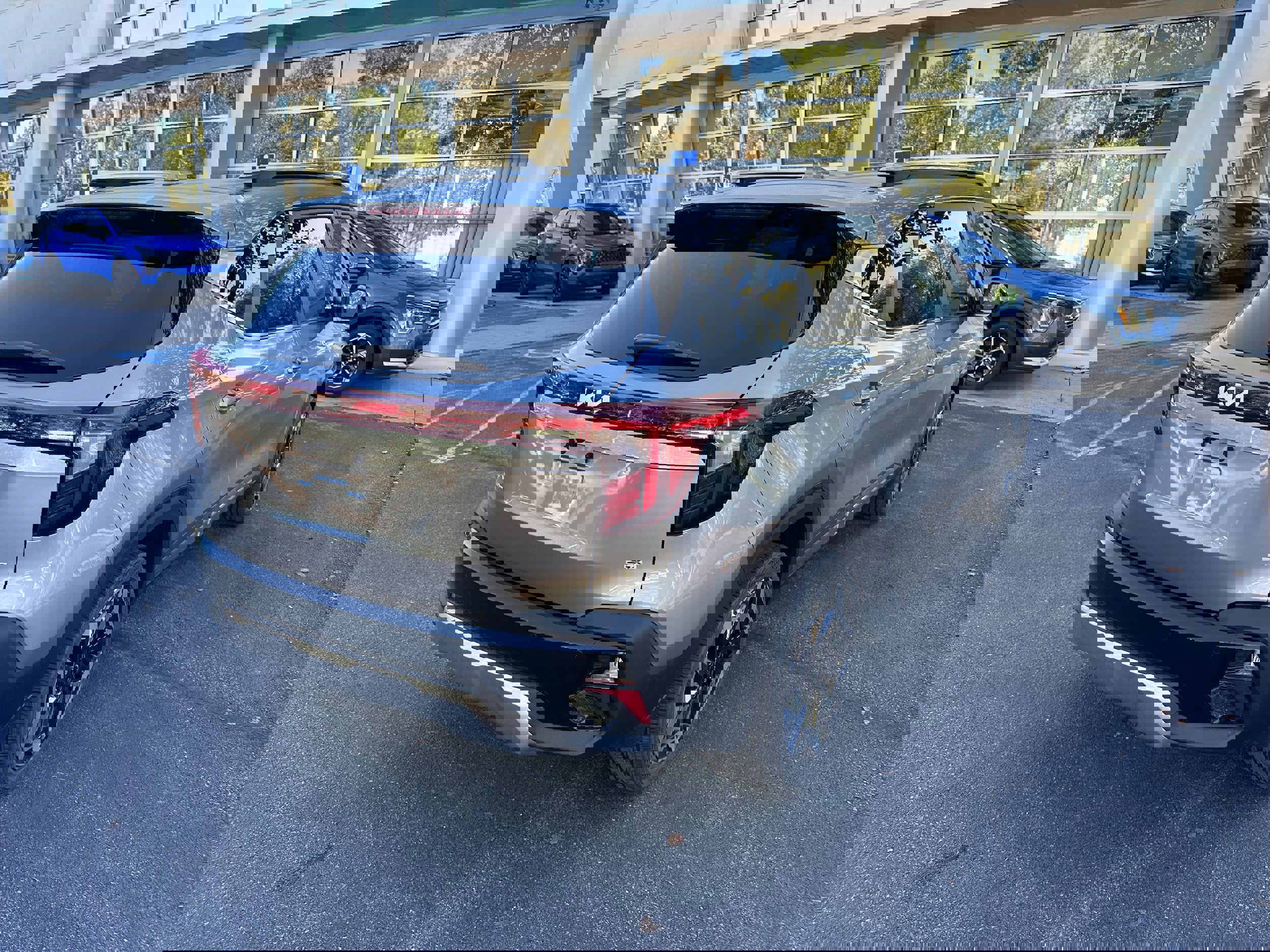 New 2026 Kia Seltos SX w/ SX Sunroof Package image 5