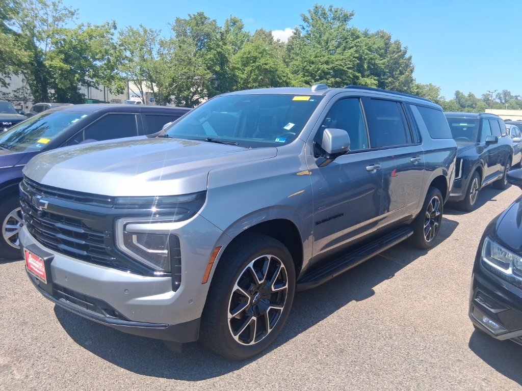 Used 2025 Chevrolet Suburban RST w/ Comfort Package