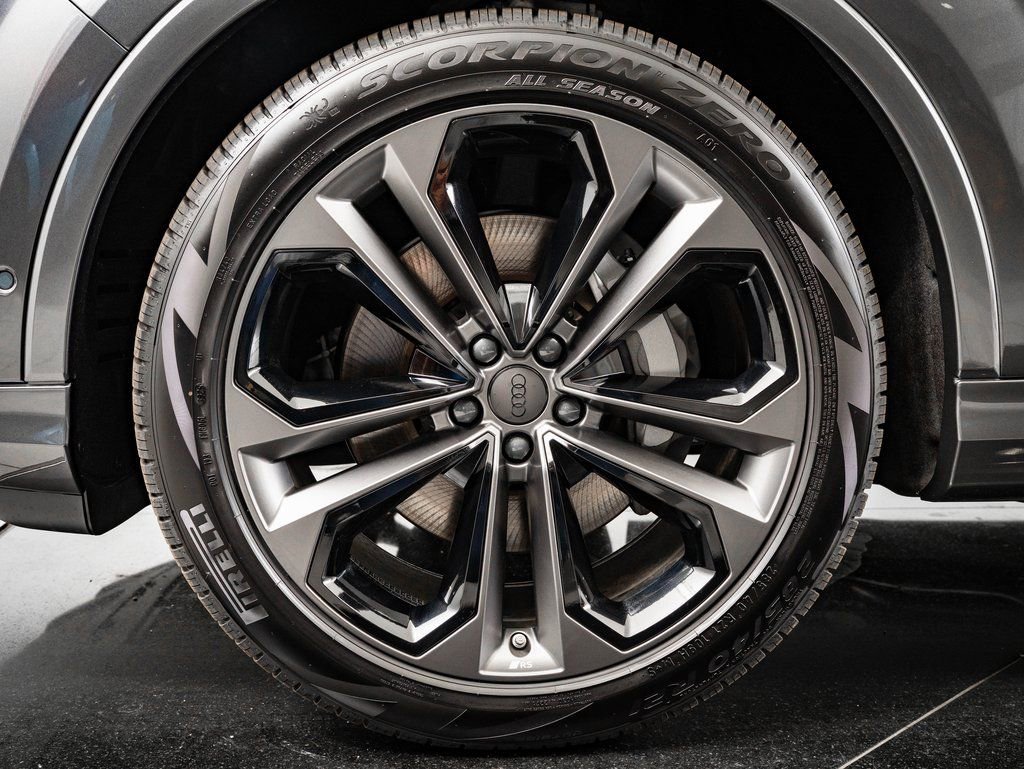 New 2026 Audi Q7 3.0T Premium Plus image 13