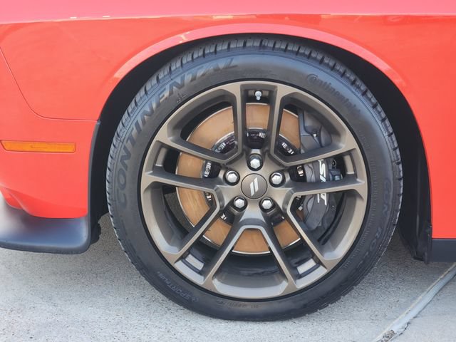 Used 2022 Dodge Challenger R/T Scat Pack w/ Dynamics Package RWD image 17