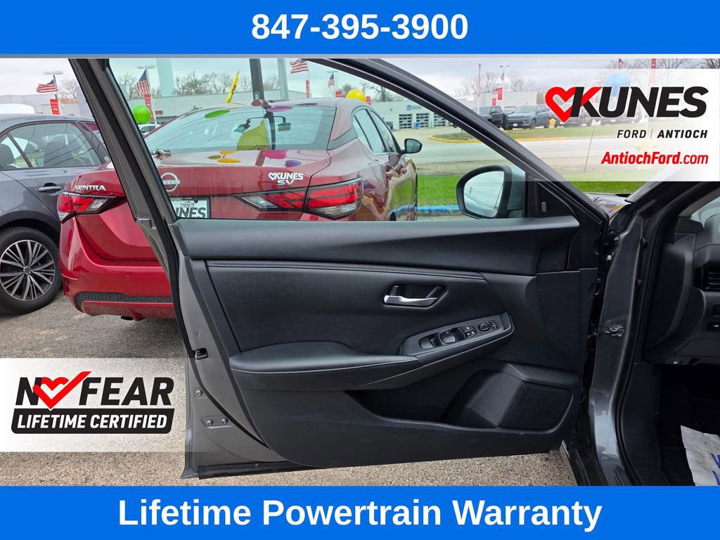 Used 2024 Nissan Sentra SV image 13