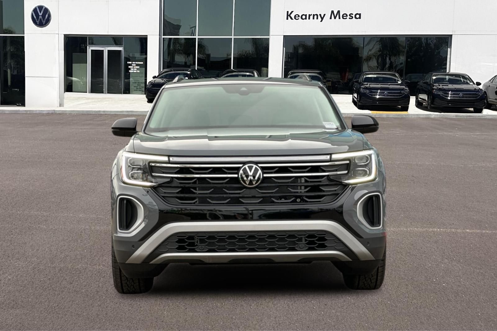 New 2025 Volkswagen Atlas Peak Edition SE AWD/4WD image 9