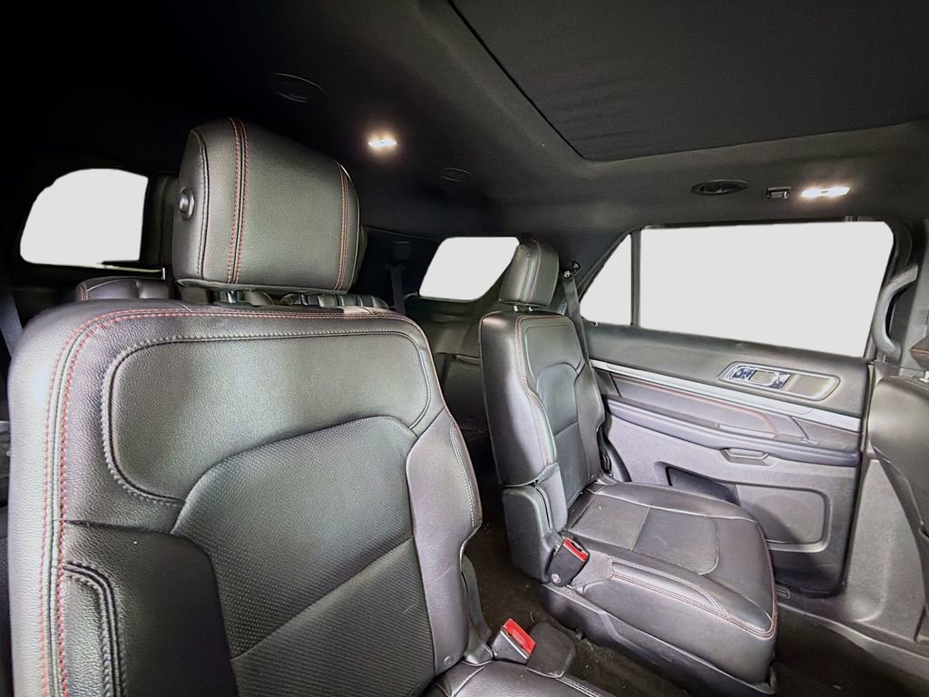 Used 2018 Ford Explorer Sport w/ Equipment Group 401A image 31