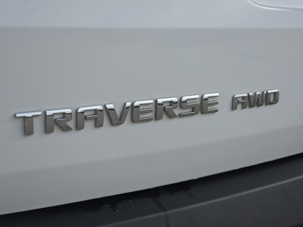 Used 2020 Chevrolet Traverse LT w/ LT Premium Package image 11