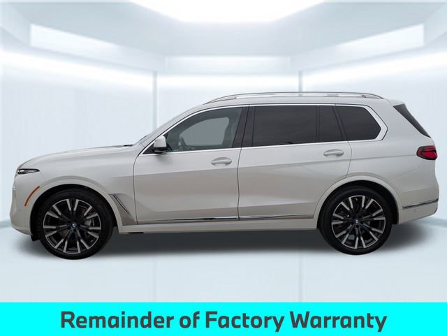 Used 2023 BMW X7 xDrive40i w/ Premium Package image 2