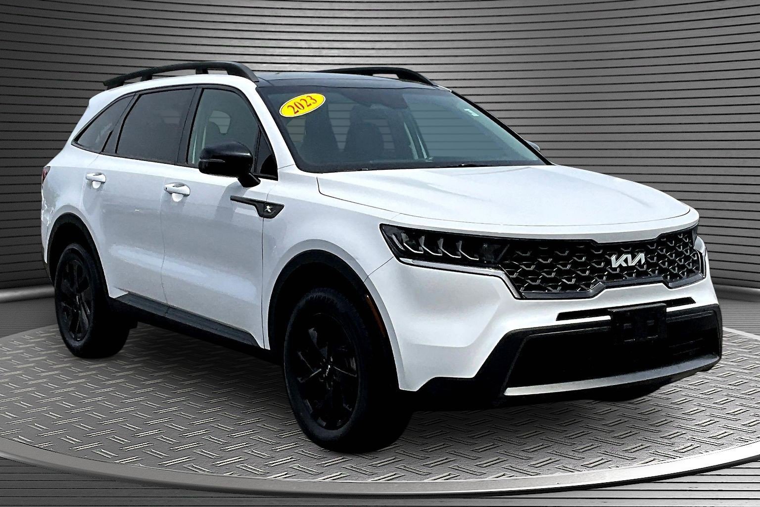 Used 2023 Kia Sorento S w/ Panoramic Sunroof Package AWD/4WD image 1