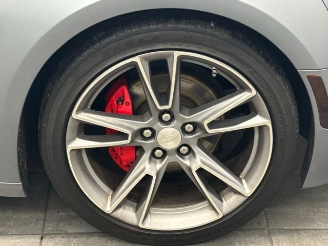 Used 2020 Chevrolet Camaro LT image 7