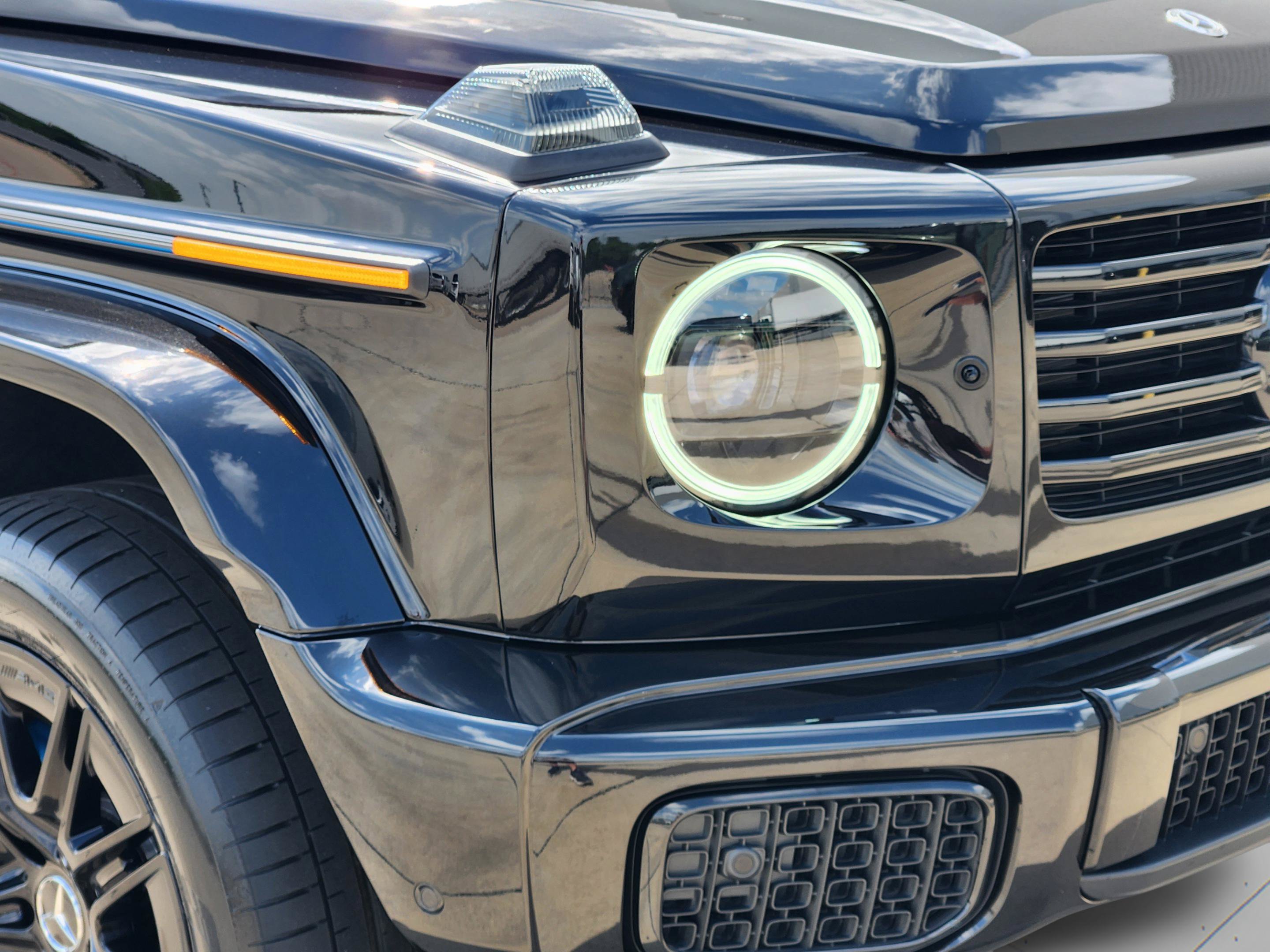 Used 2025 Mercedes-Benz G 580 w/ EQ Technology image 35