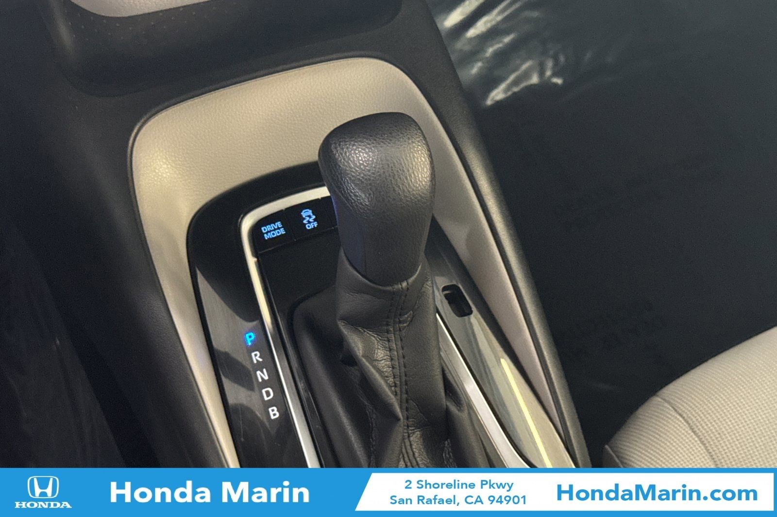 Used 2020 Toyota Corolla LE FWD image 26