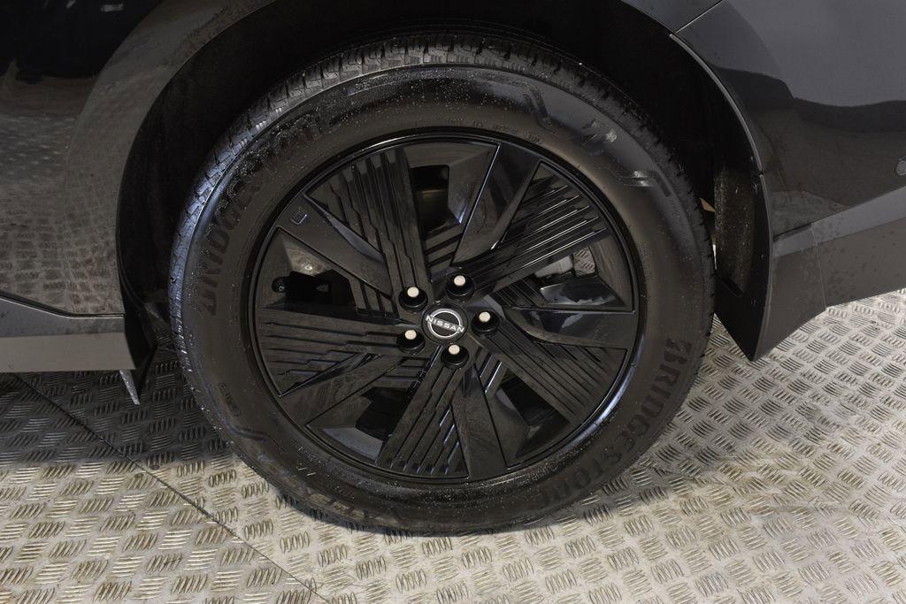 Used 2025 Nissan Murano SV image 36