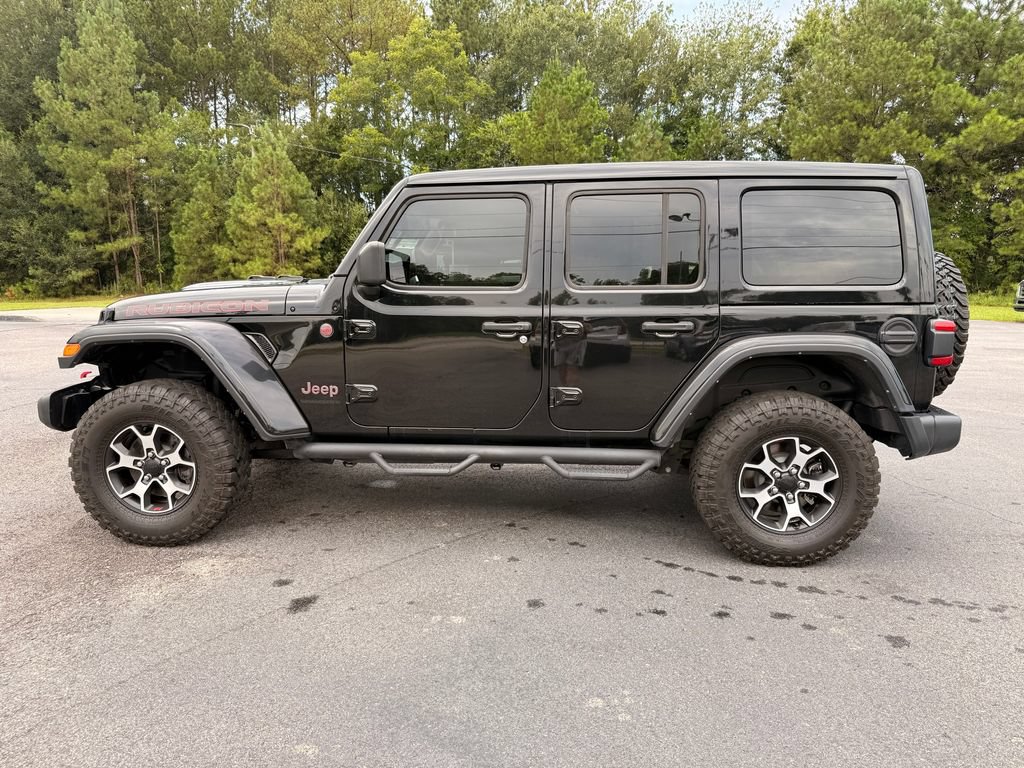 Used 2023 Jeep Wrangler Unlimited Rubicon w/ LED Lighting Group AWD/4WD image 2