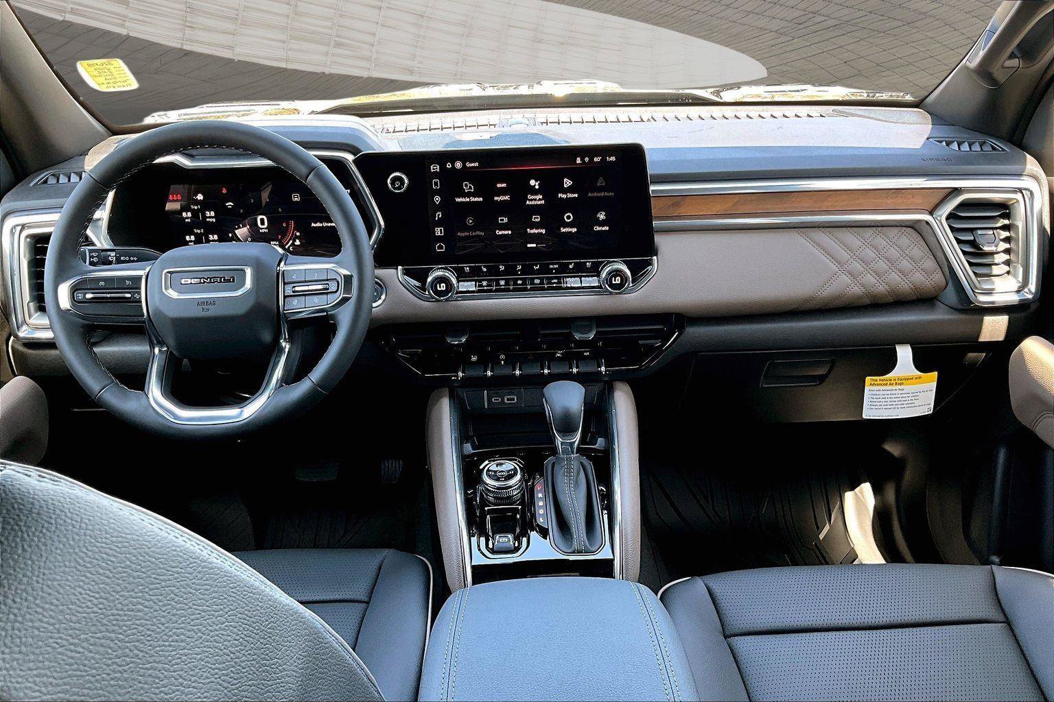 New 2026 GMC Canyon Denali w/ LPO, Denali Black Edition AWD/4WD image 6