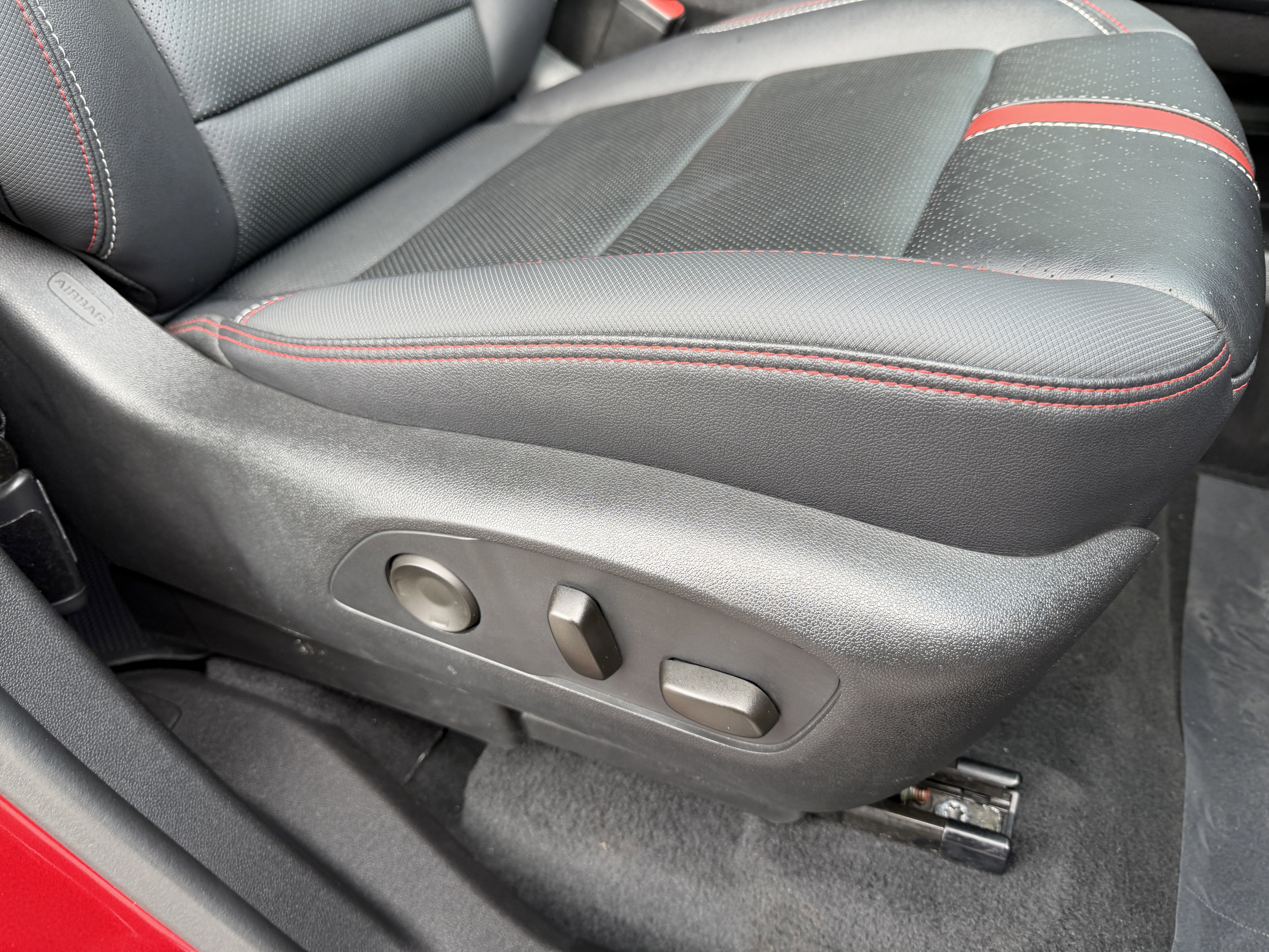 Used 2024 Chevrolet Traverse RS w/ LPO, Floor Liner Package image 22