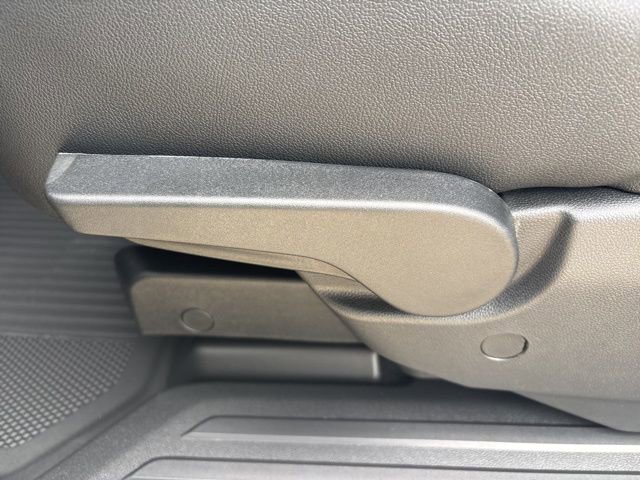 New 2026 Chevrolet Traverse LT image 17