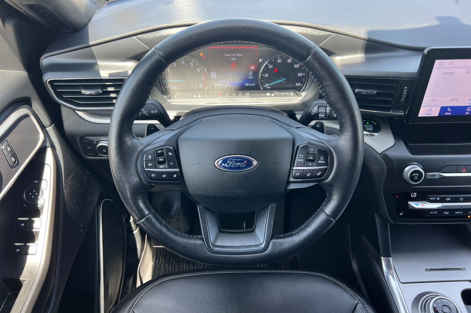 Used 2020 Ford Explorer XLT w/ Equipment Group 202A AWD/4WD image 14