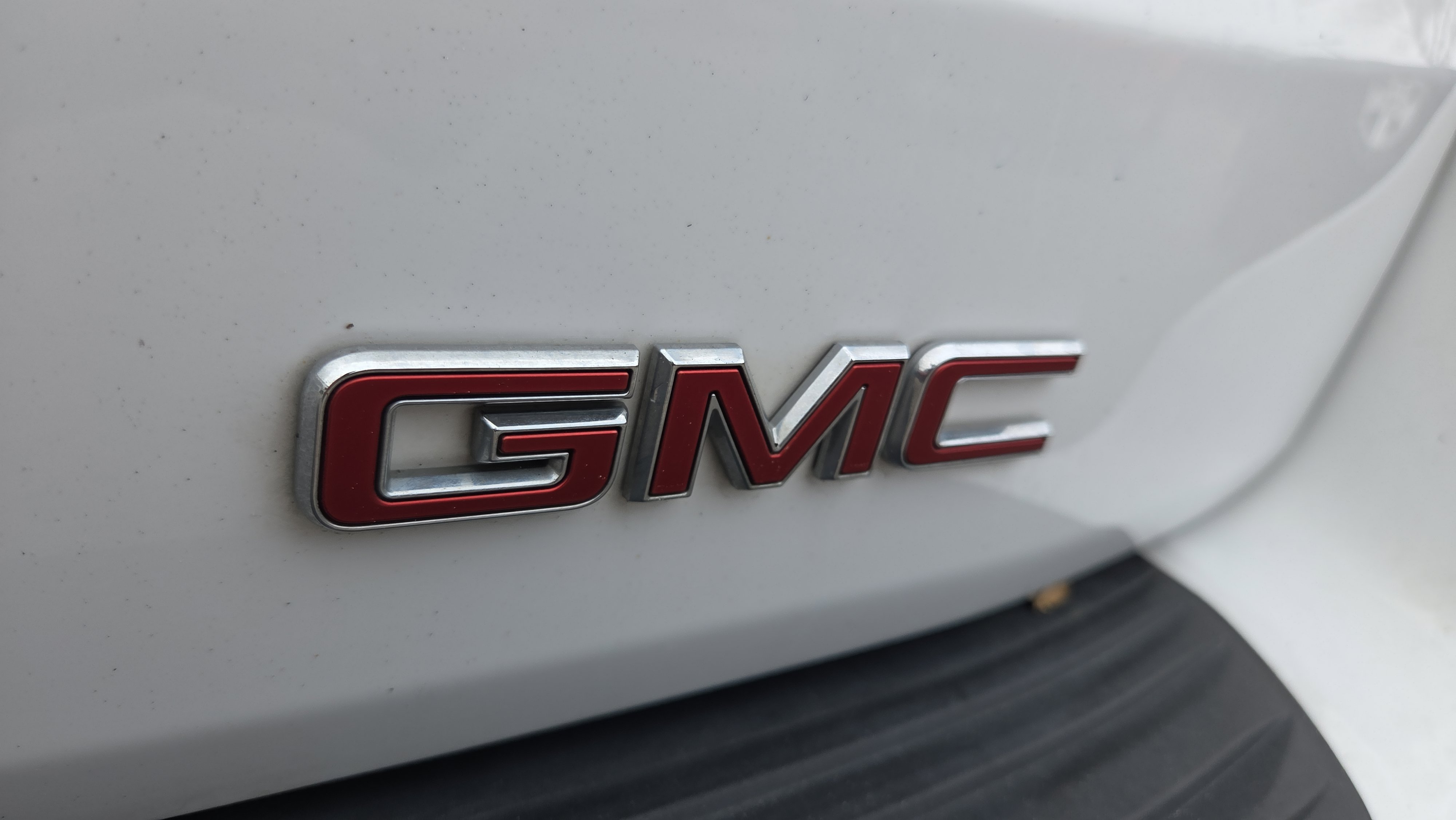 Used 2025 GMC Yukon Denali image 17