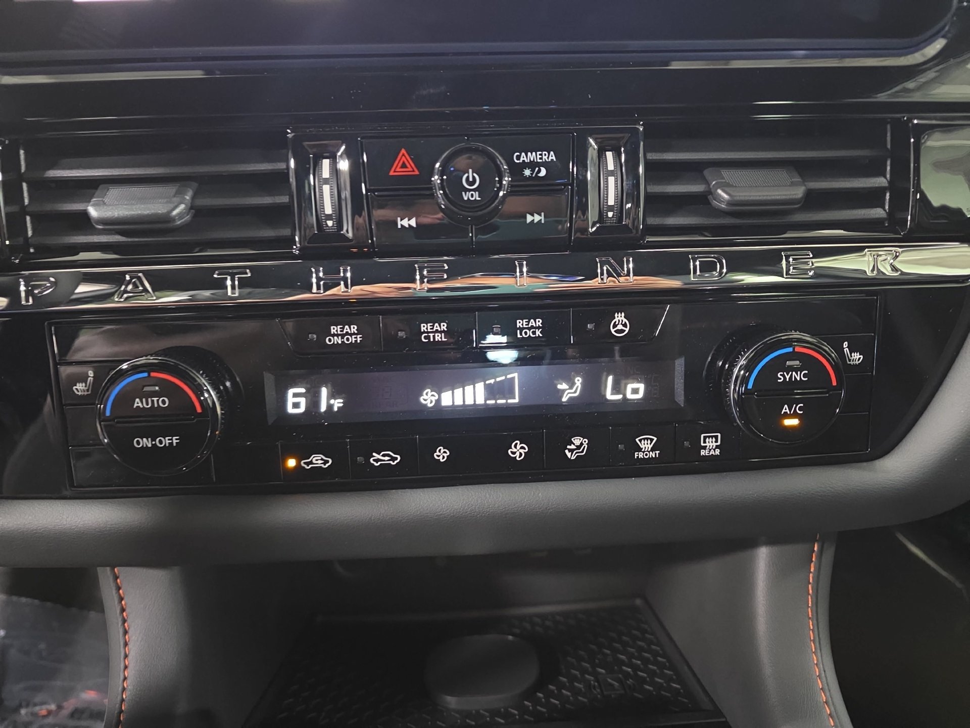 New 2026 Nissan Pathfinder Rock Creek w/ Rock Creek Premium Package AWD/4WD image 23
