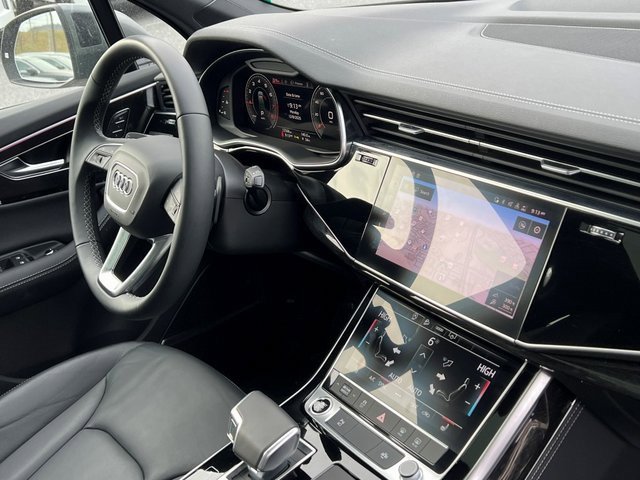 Certified 2025 Audi Q7 2.0T Premium Plus w/ Premium Plus Package image 10