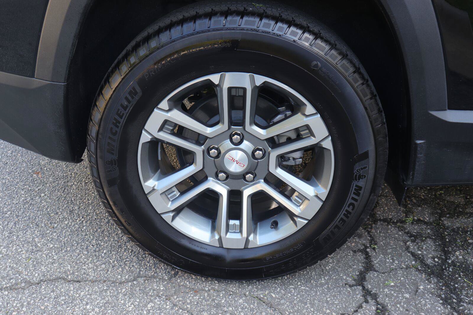 Used 2025 GMC Terrain Elevation AWD/4WD image 37