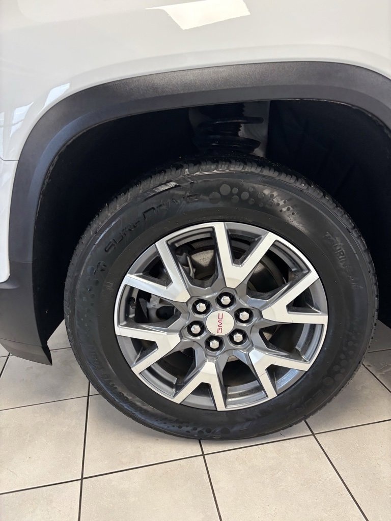 Certified 2023 GMC Acadia SLT image 28