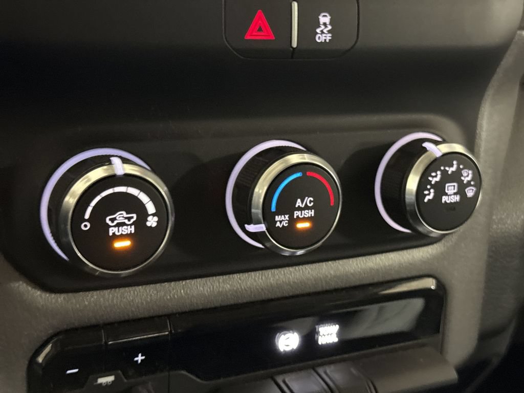 Used 2020 RAM 3500 Tradesman AWD/4WD image 16