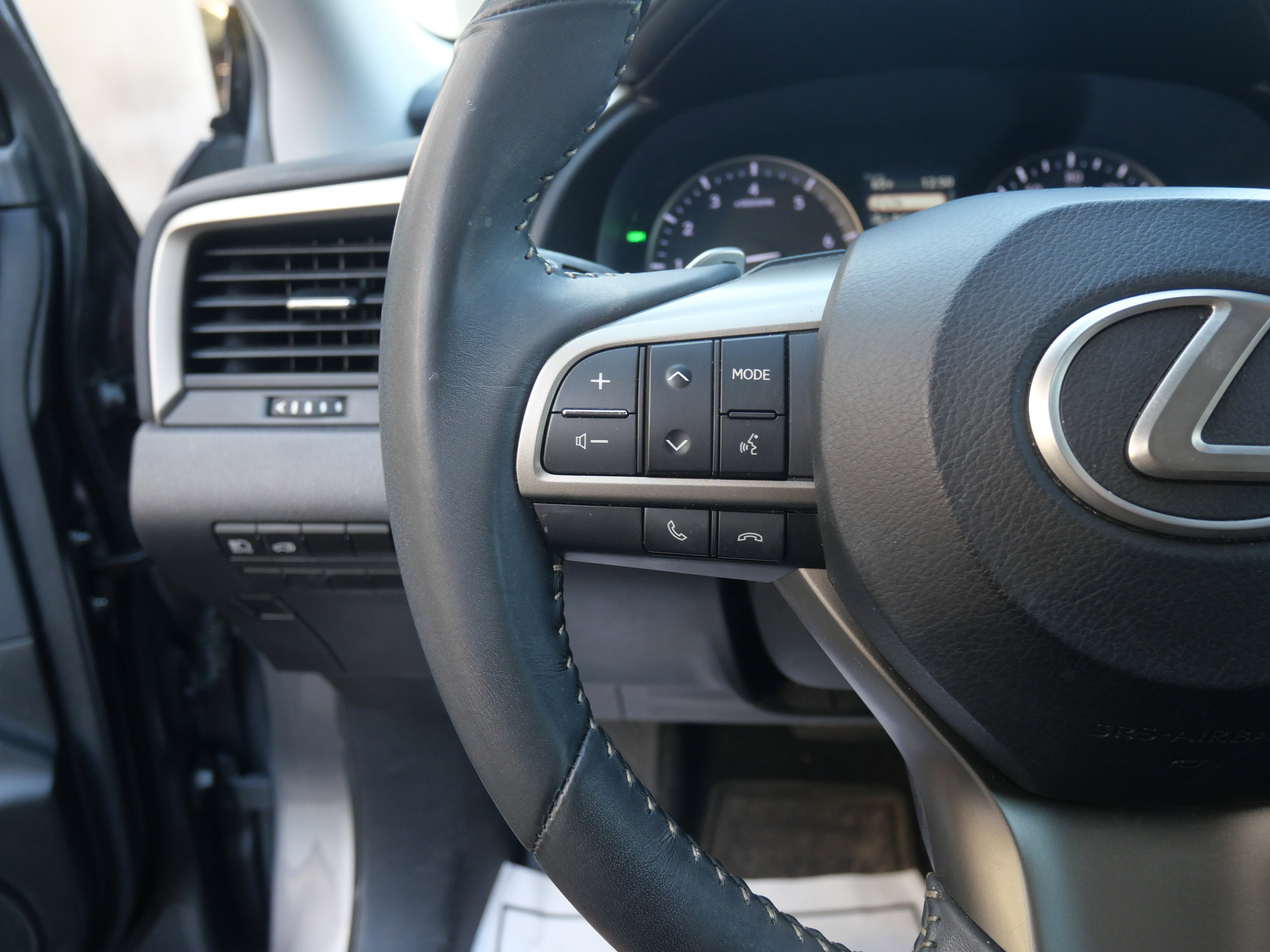 Certified 2022 Lexus RX 350 FWD w/ Premium Package image 13