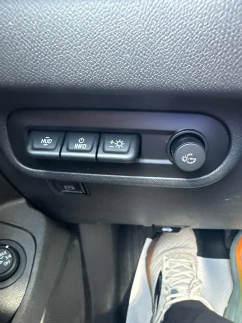 Used 2022 GMC Terrain AT4 w/ GMC Pro Grade Package AWD/4WD image 16
