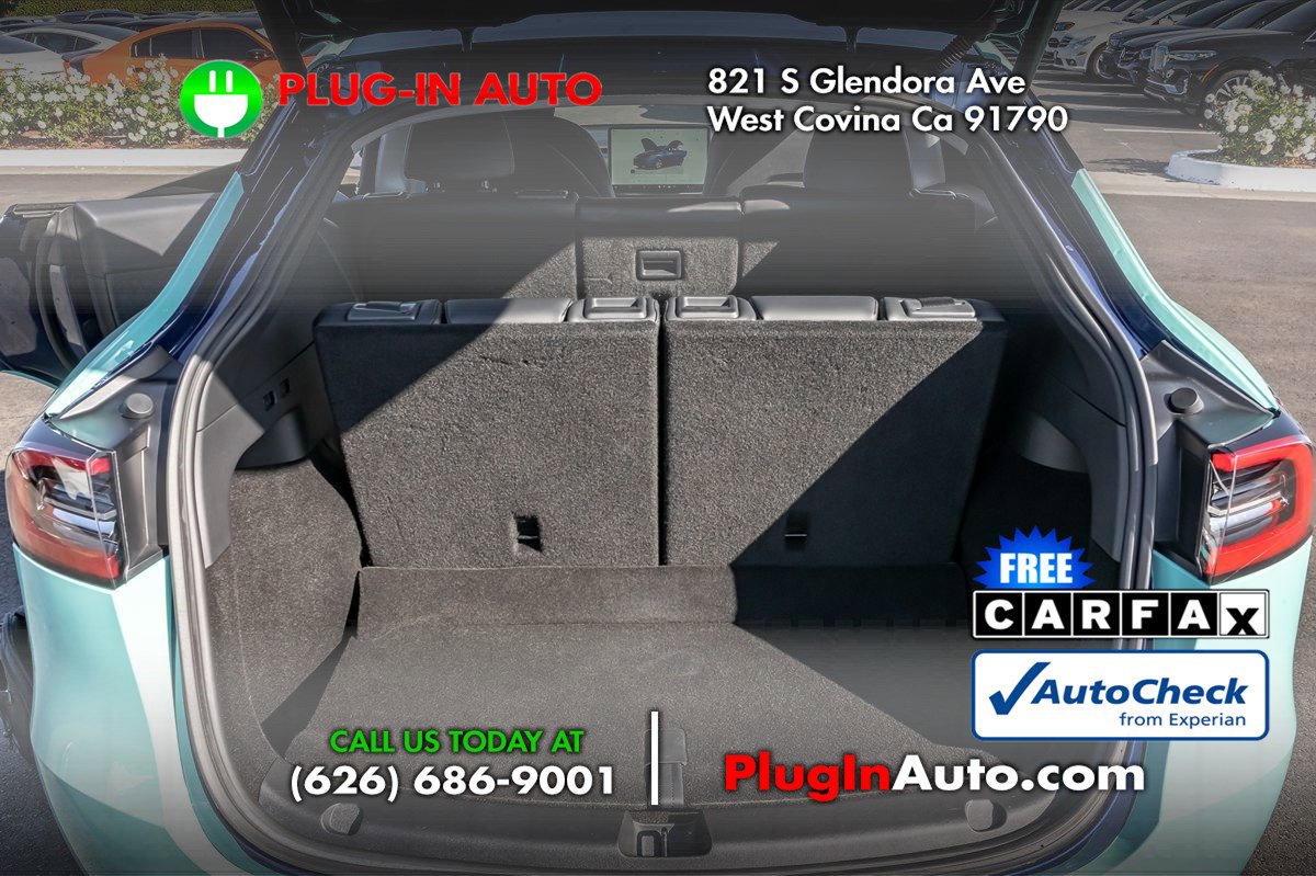 Used 2022 Tesla Model Y Long Range image 1