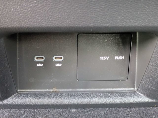 Used 2023 Volkswagen Atlas Cross Sport SEL R-Line AWD/4WD image 16