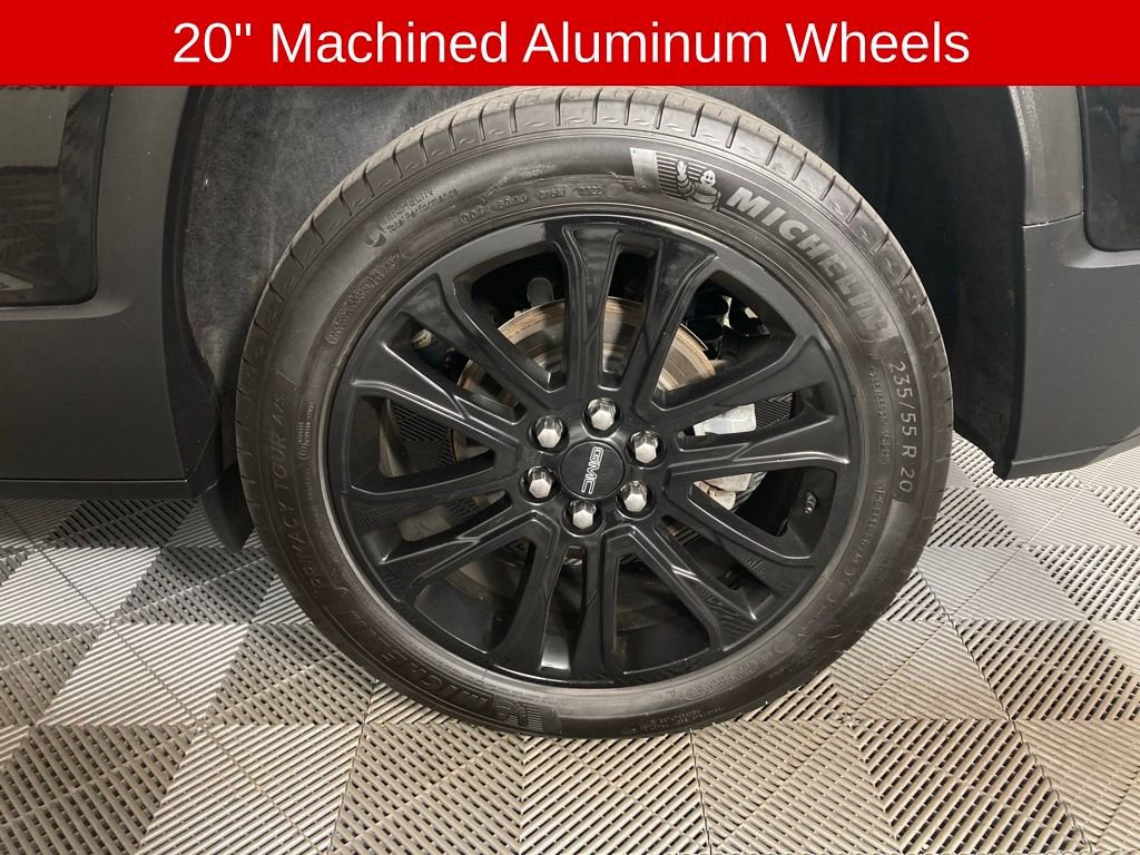 Used 2023 GMC Acadia SLE image 23