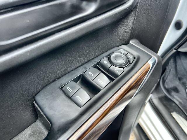 Used 2022 Chevrolet Silverado 1500 High Country w/ Technology Package AWD/4WD image 22