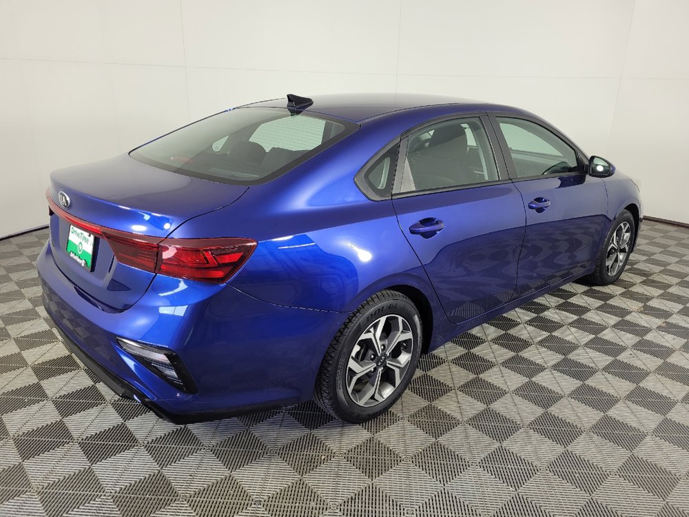 Used 2020 Kia Forte LXS FWD image 9