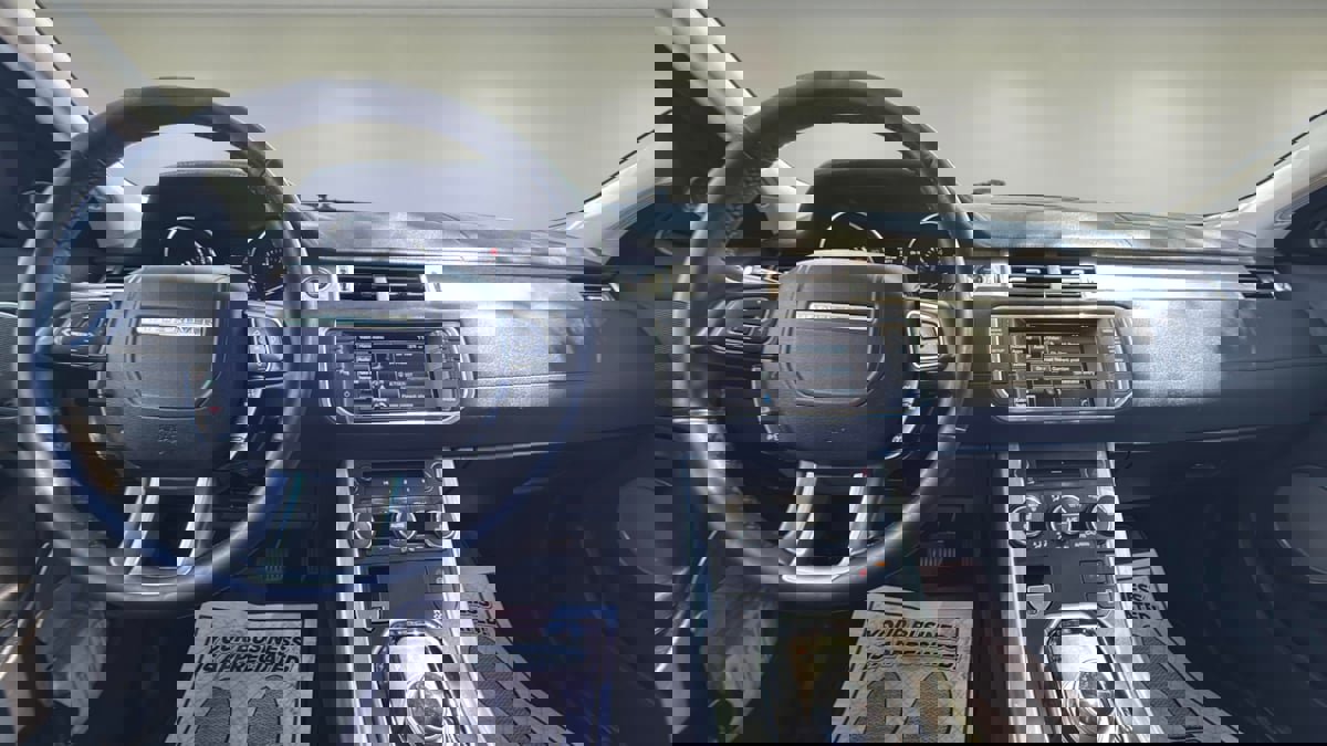 Used 2015 Land Rover Range Rover Evoque Pure Plus image 9