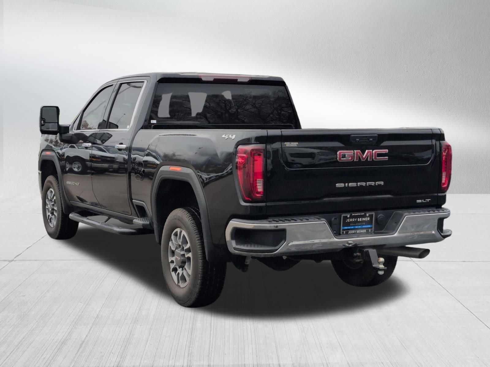 Certified 2022 GMC Sierra 3500 SLT image 4