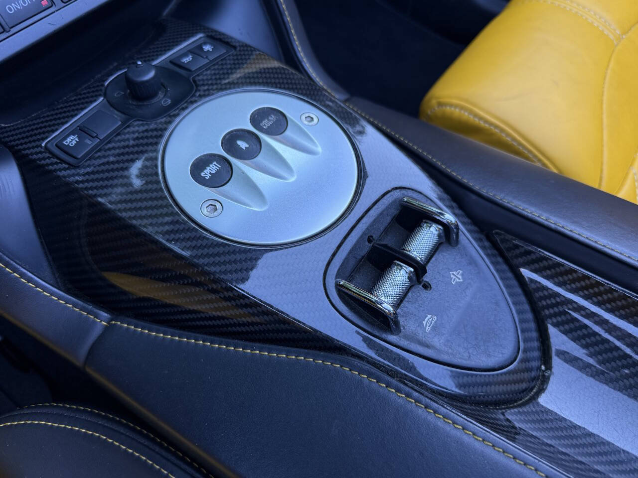 Used 2011 Lamborghini Gallardo LP 560-4 AWD/4WD image 25