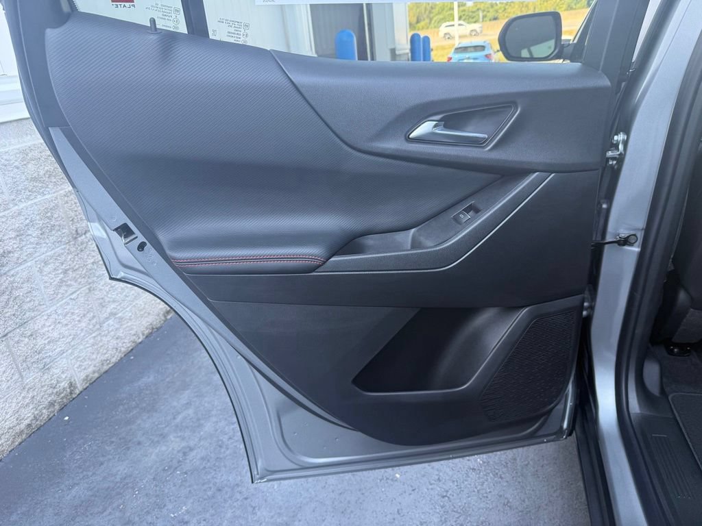 New 2027 Chevrolet Equinox RS w/ Convenience Package III FWD image 14