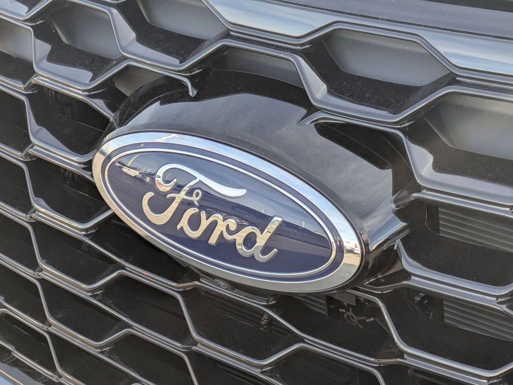 New 2026 Ford Explorer ST-Line w/ ST-Line Street Pack image 10