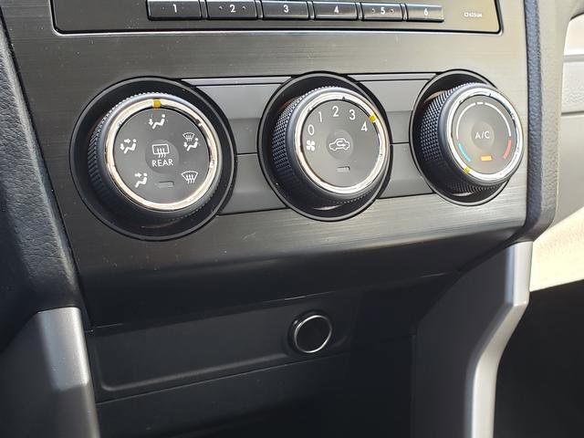 Used 2015 Subaru Forester 2.5i Premium w/ All-Weather Package image 24