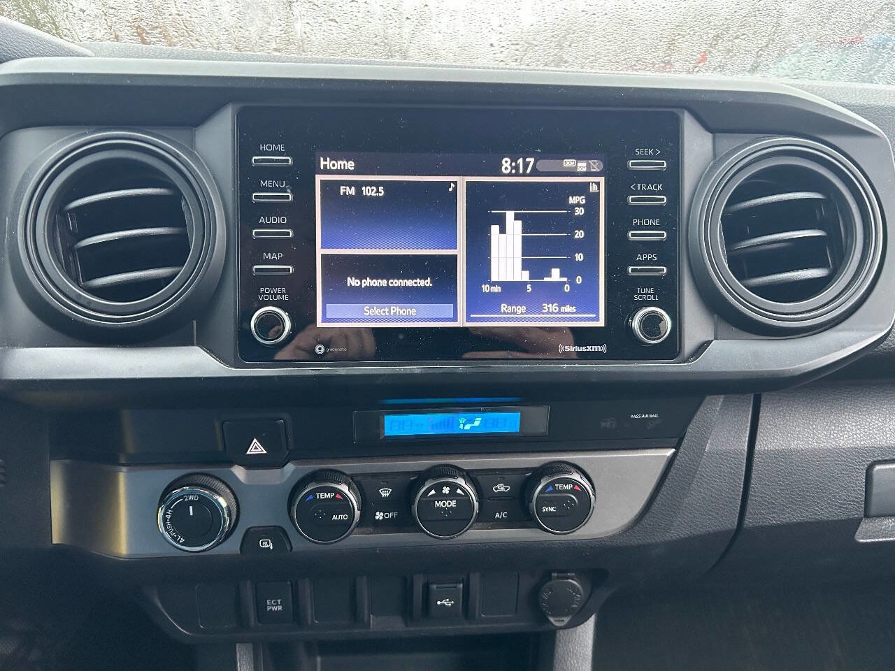 Used 2021 Toyota Tacoma SR image 8