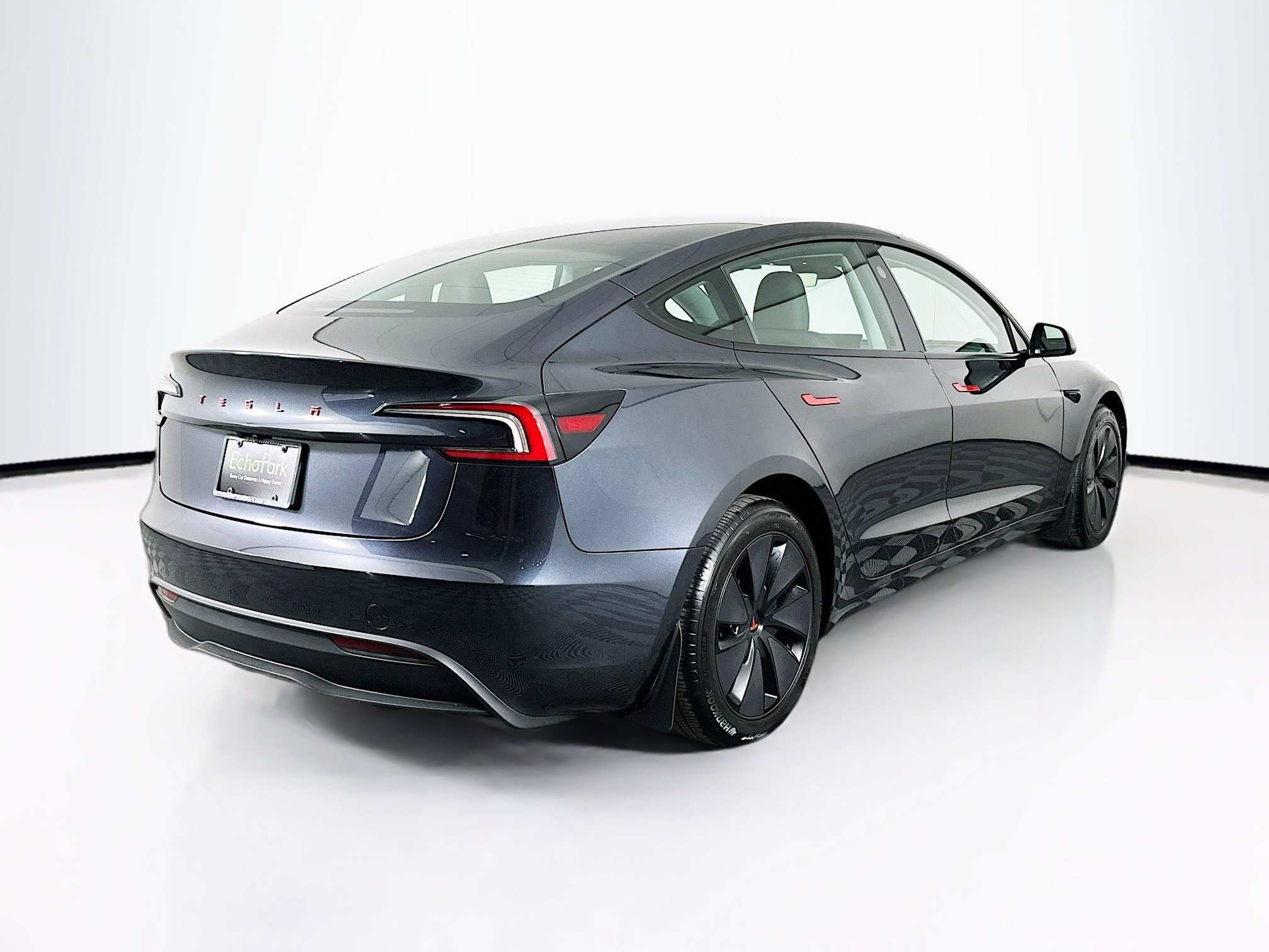 Used 2025 Tesla Model 3 Long Range image 9
