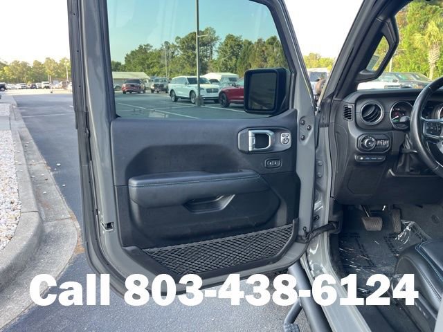 Used 2022 Jeep Wrangler Unlimited Rubicon 4xe w/ Cold Weather Group AWD/4WD image 4