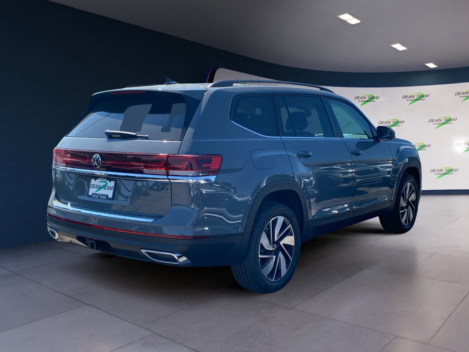 New 2026 Volkswagen Atlas SE image 3